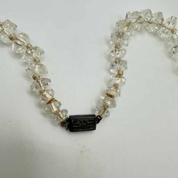 Antique Art Deco rock crystal graduated beaded 17.5” necklace sterling clasp - Picture 5 of 8